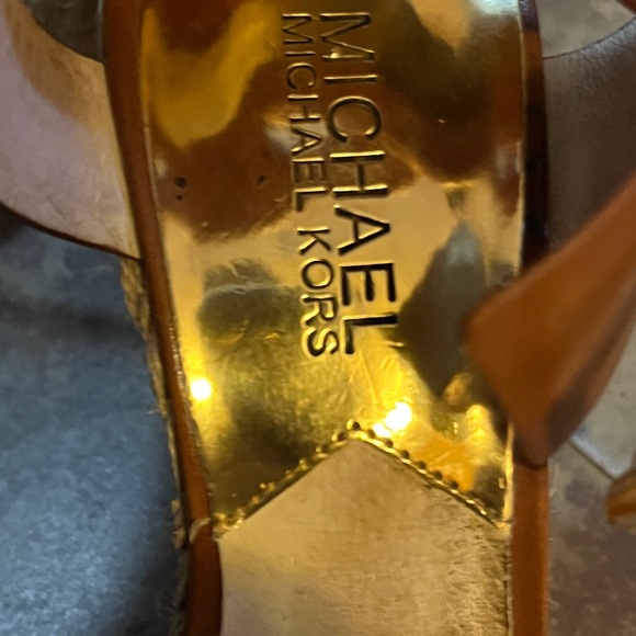 Sandals - Picture 2 of 6